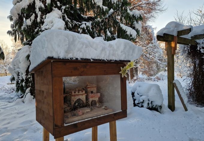 Thomas Schiefecker Krippe im Freiland