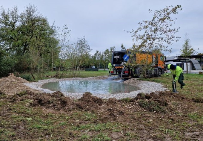 Foto: Daniela Hofinger Ein kleiner Teich ist entstanden.