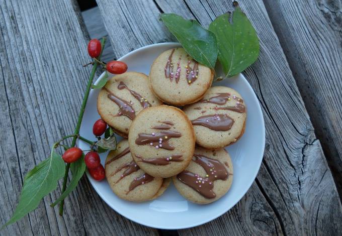 Foto: Gudrun Fuss Kekse mit Dirndlmarmelade